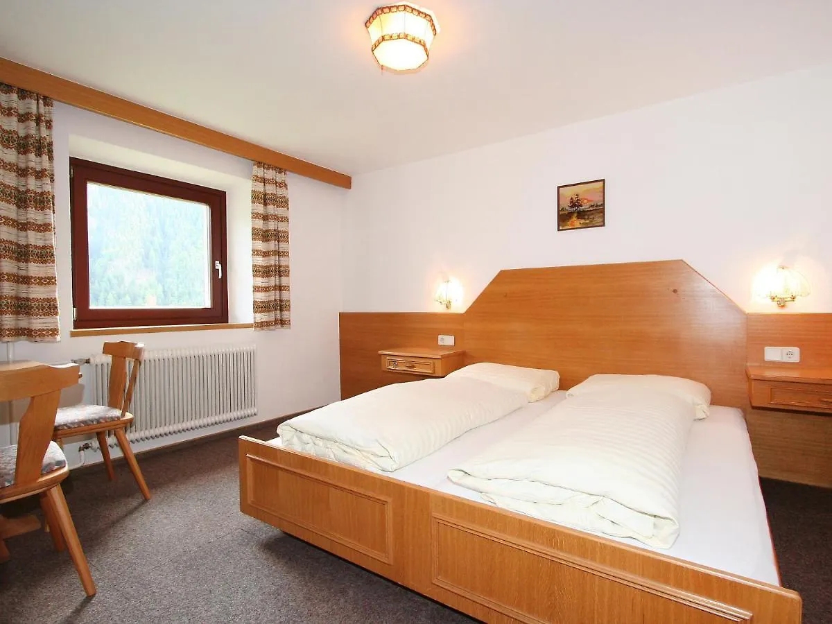 Holiday Home Raimund Ζόλντεν 0*,